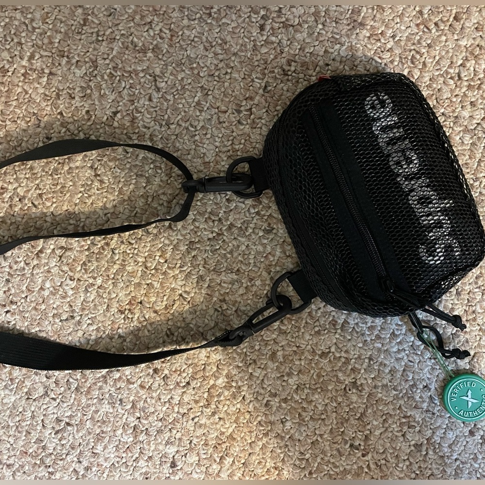 SUPREME SMALL SHOULDER BAG BLACK - Picture 6 of 6